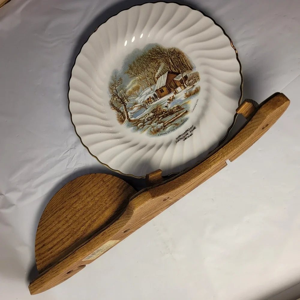 Northshore Wood‎ Products Plate Holder Wall Shelf Oak with Currier & Ives Plate